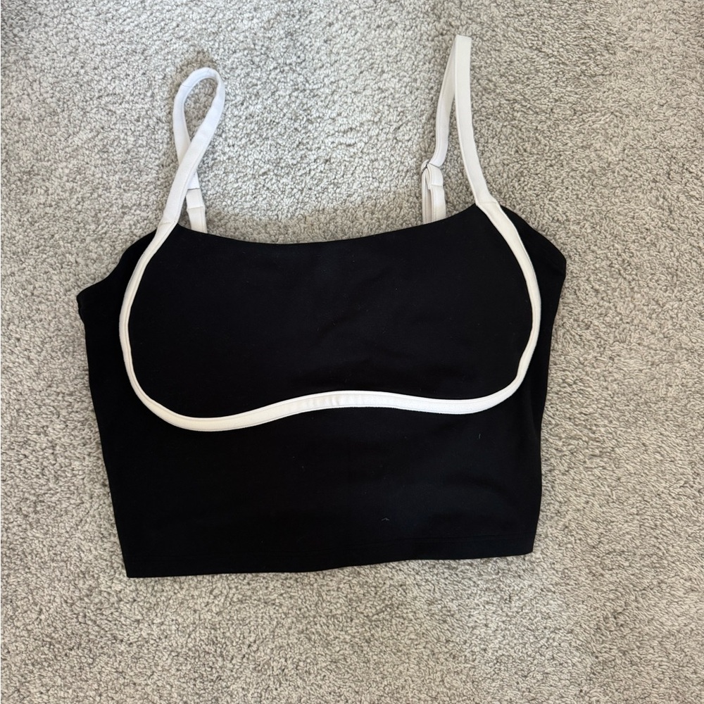 Gilly Hicks Black and White Recharge Top